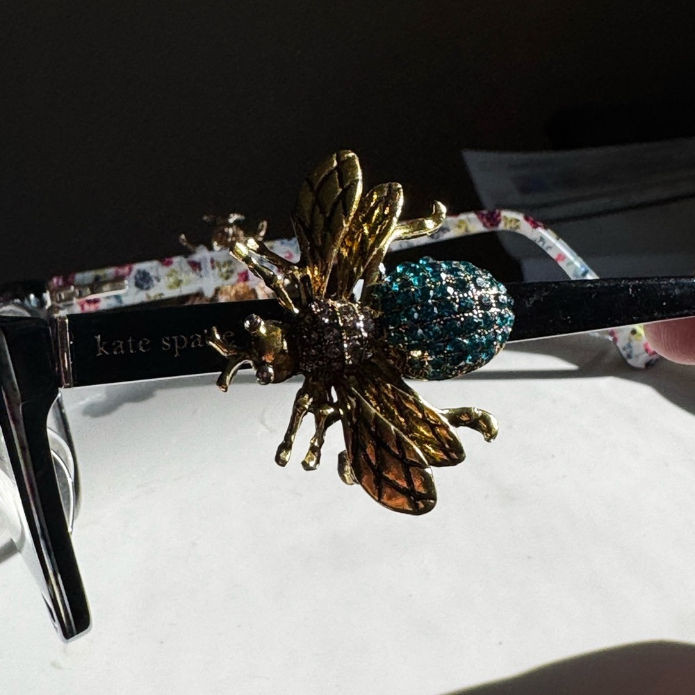 Removable Glasses Decor Vintage Jewelled Beetle